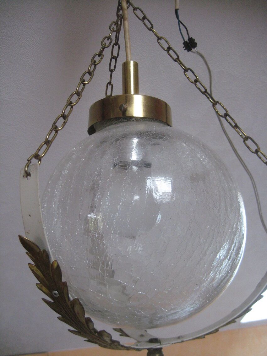 Ball hanging lamp