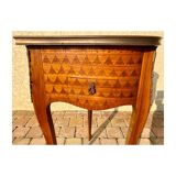 Table form heart in style Louis XV marquetry