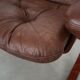 Fauteuil en cuir, design norvégien, années 1970, production : Norvège