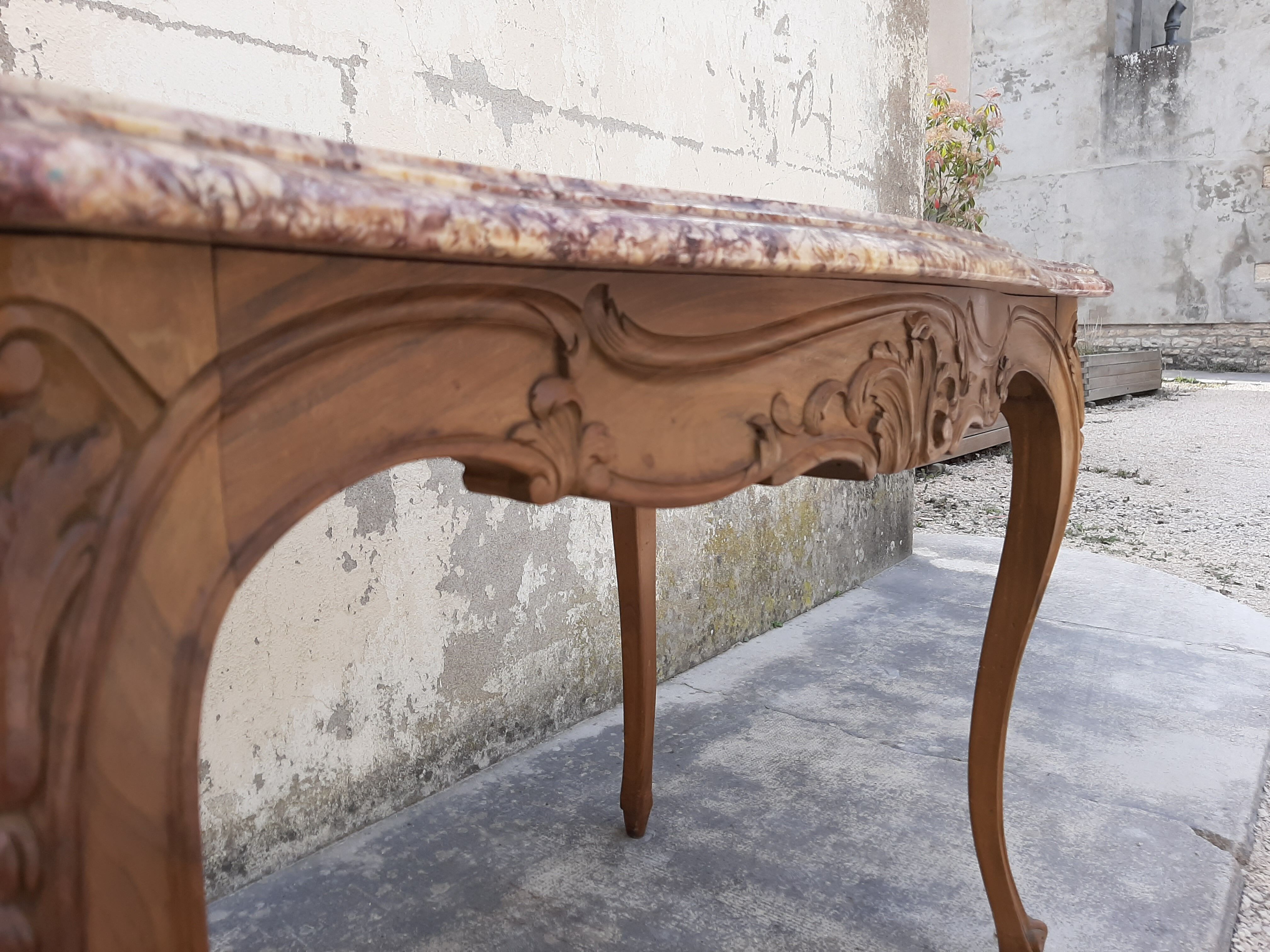 Table à gibier Louis XV en noyer