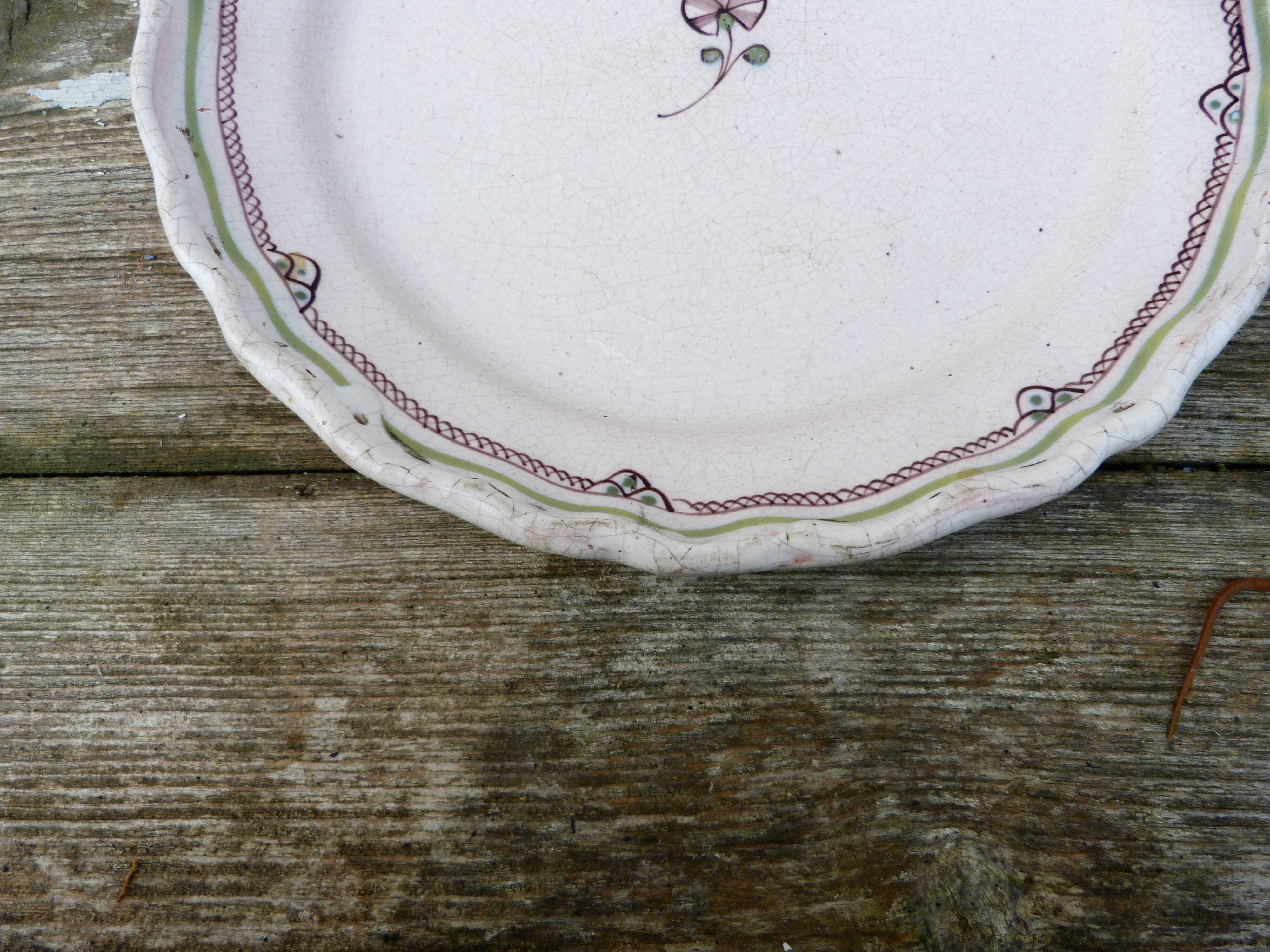 Assiette XVIII siècle faience Bordeaux