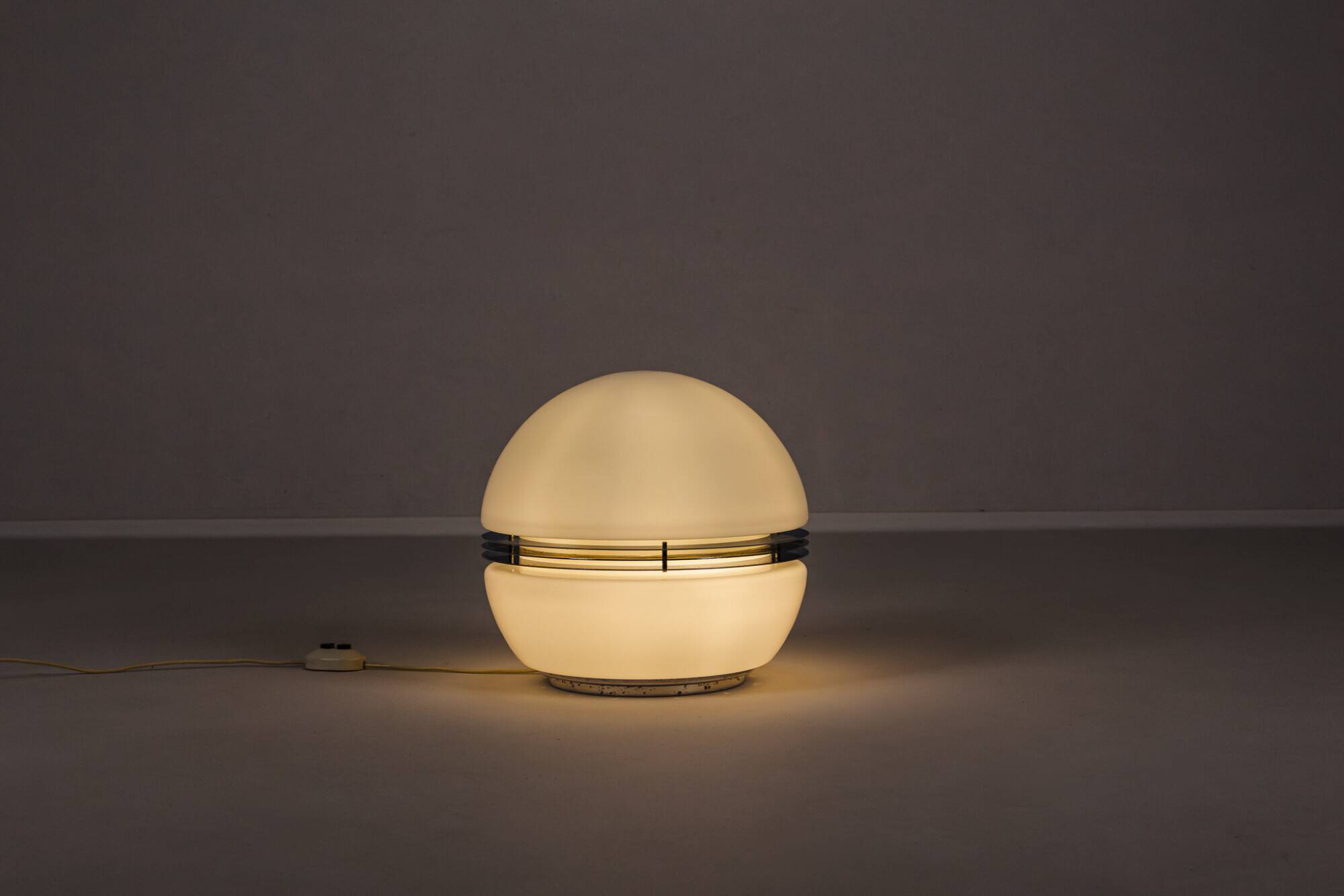Space Age spherical table lamp by Enrico Tronconi, Italy, 1970s