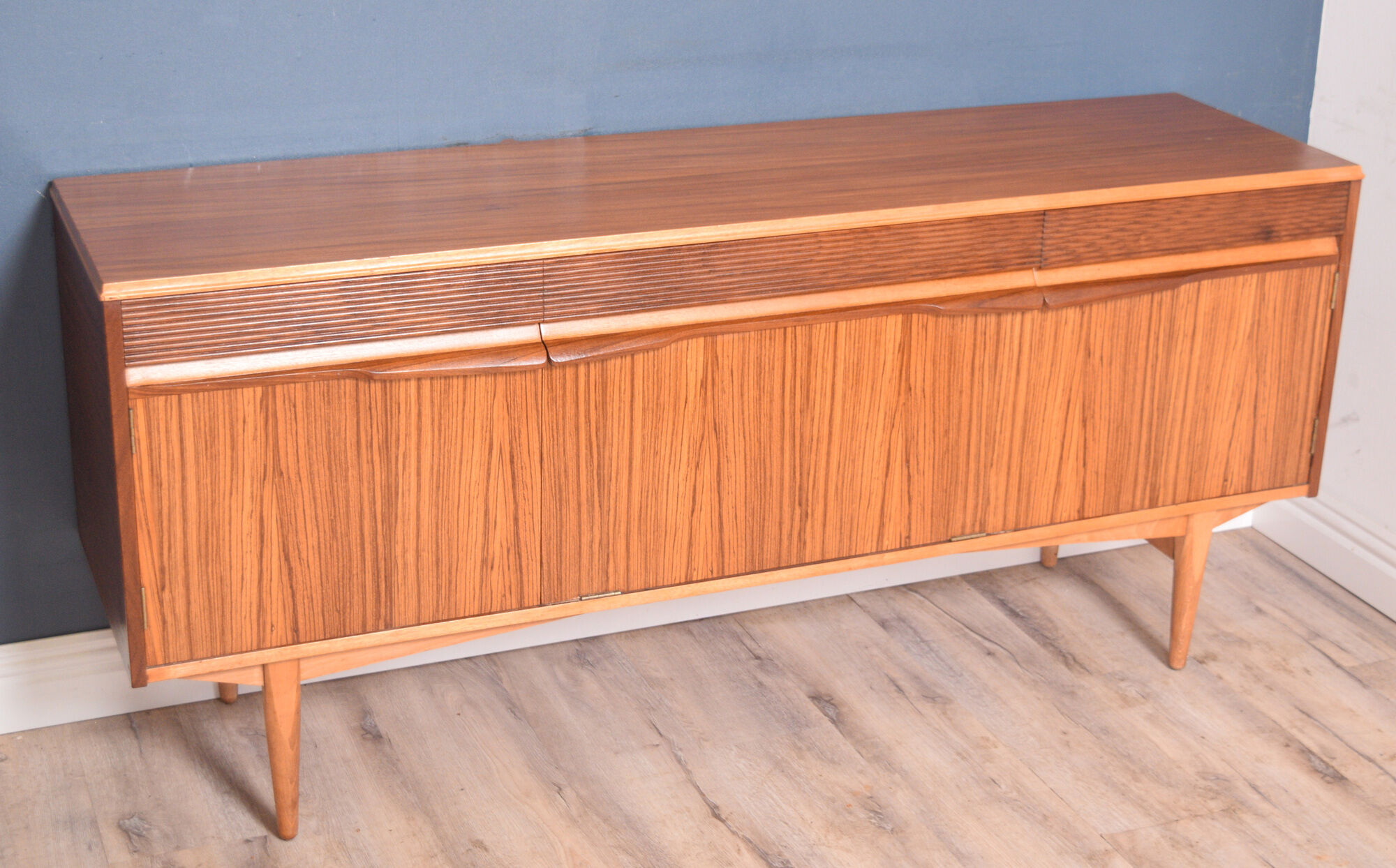 Rosewood Elliots of Newbury EON sideboard