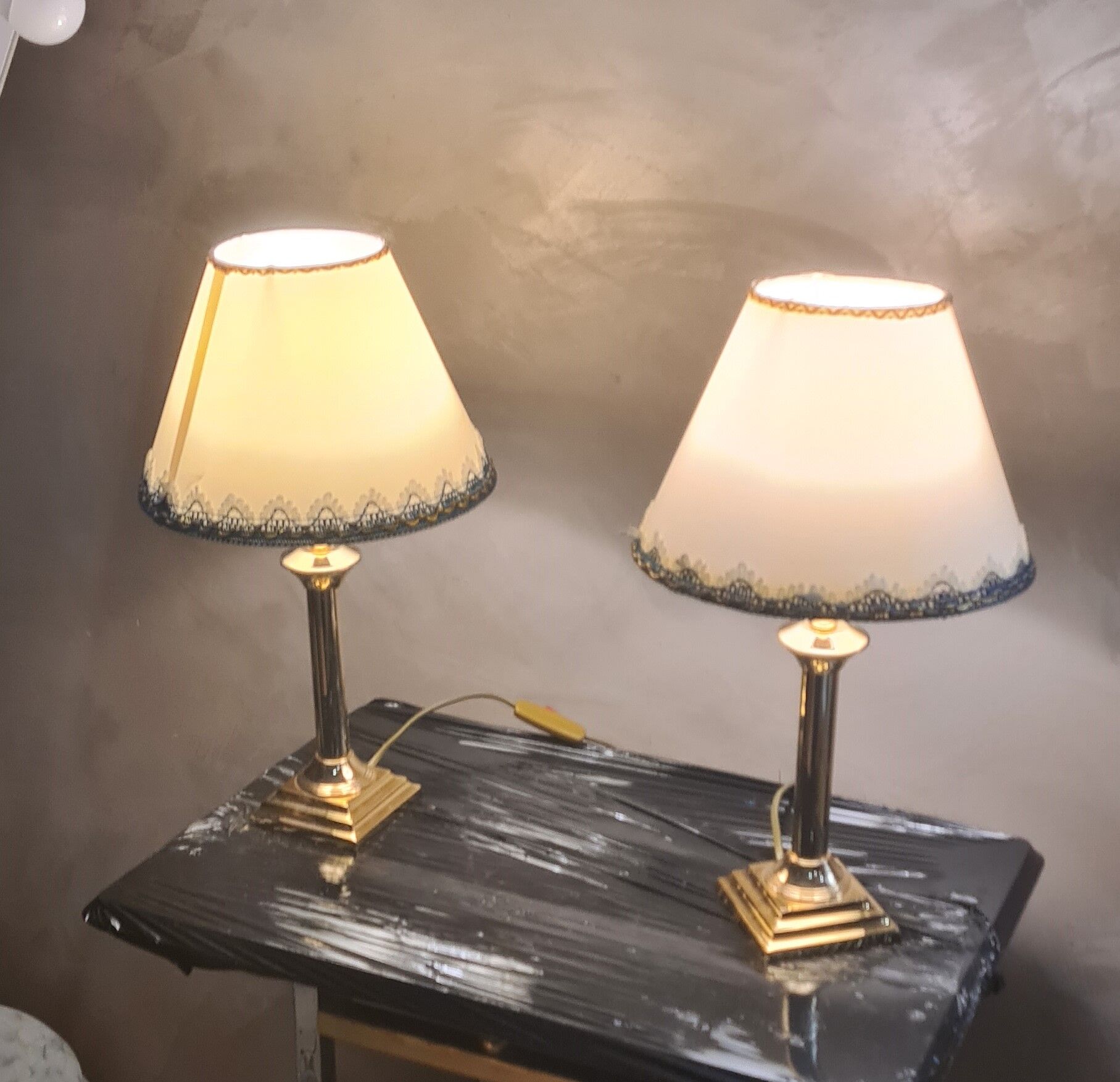 2 lamps deluxe brass chrome and gold, 1970 to 80