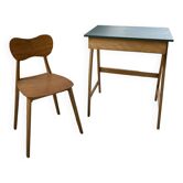 Children's desk and chair with compass feet