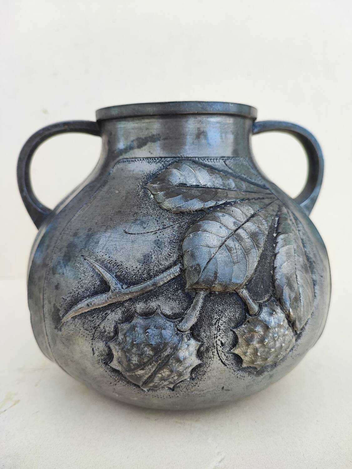 Vase en étain