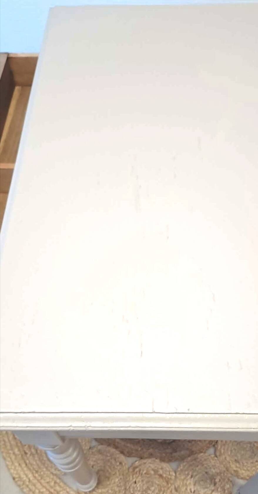 Desk table