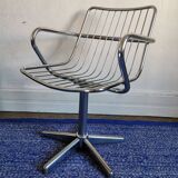 Swivel office armchair from the 80s