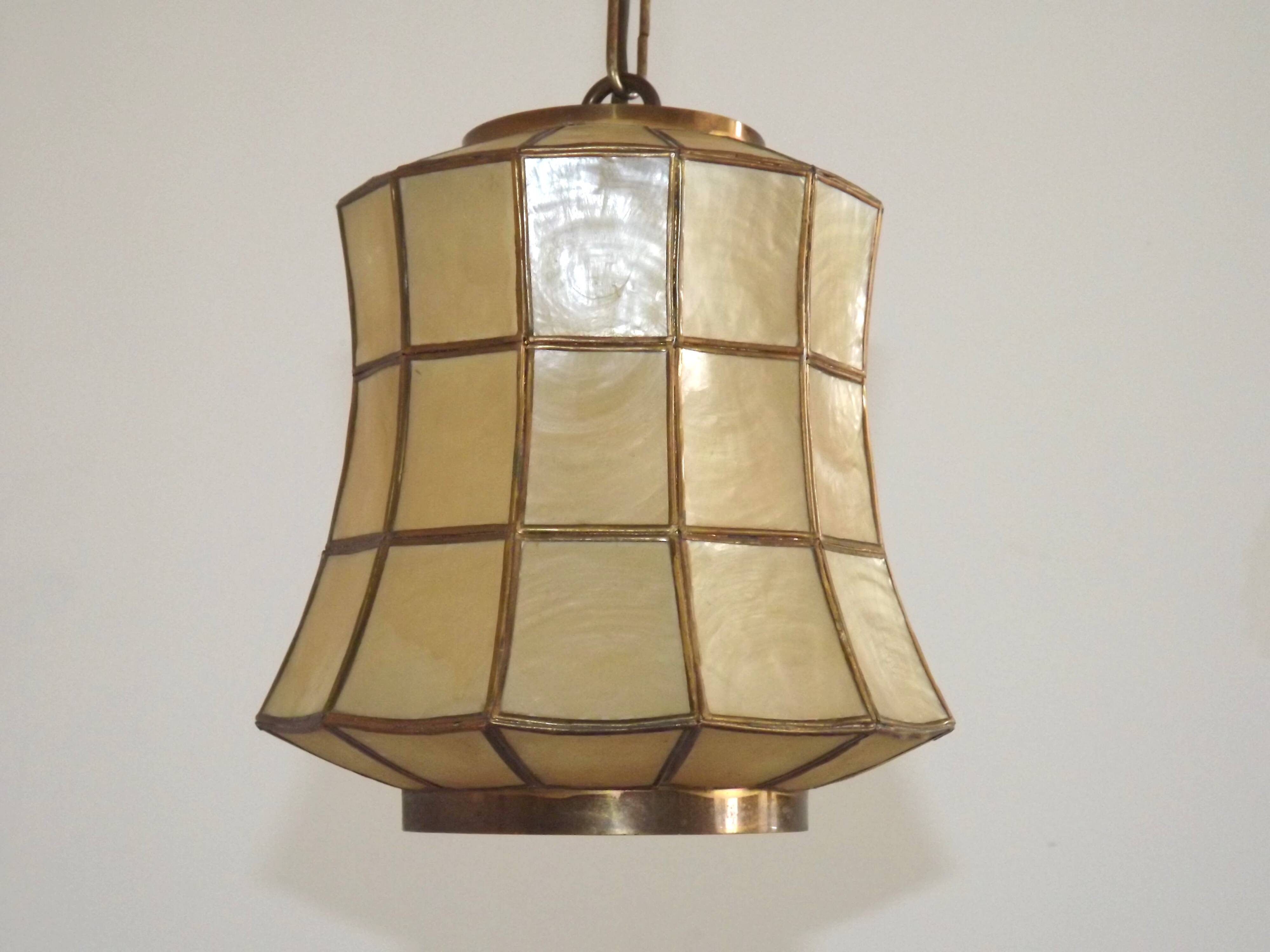 French Vintage Capiz Shell Hanging Pendant Light in Brass Metal and Copper