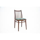 Ensemble de quatre chaises vertes vintage