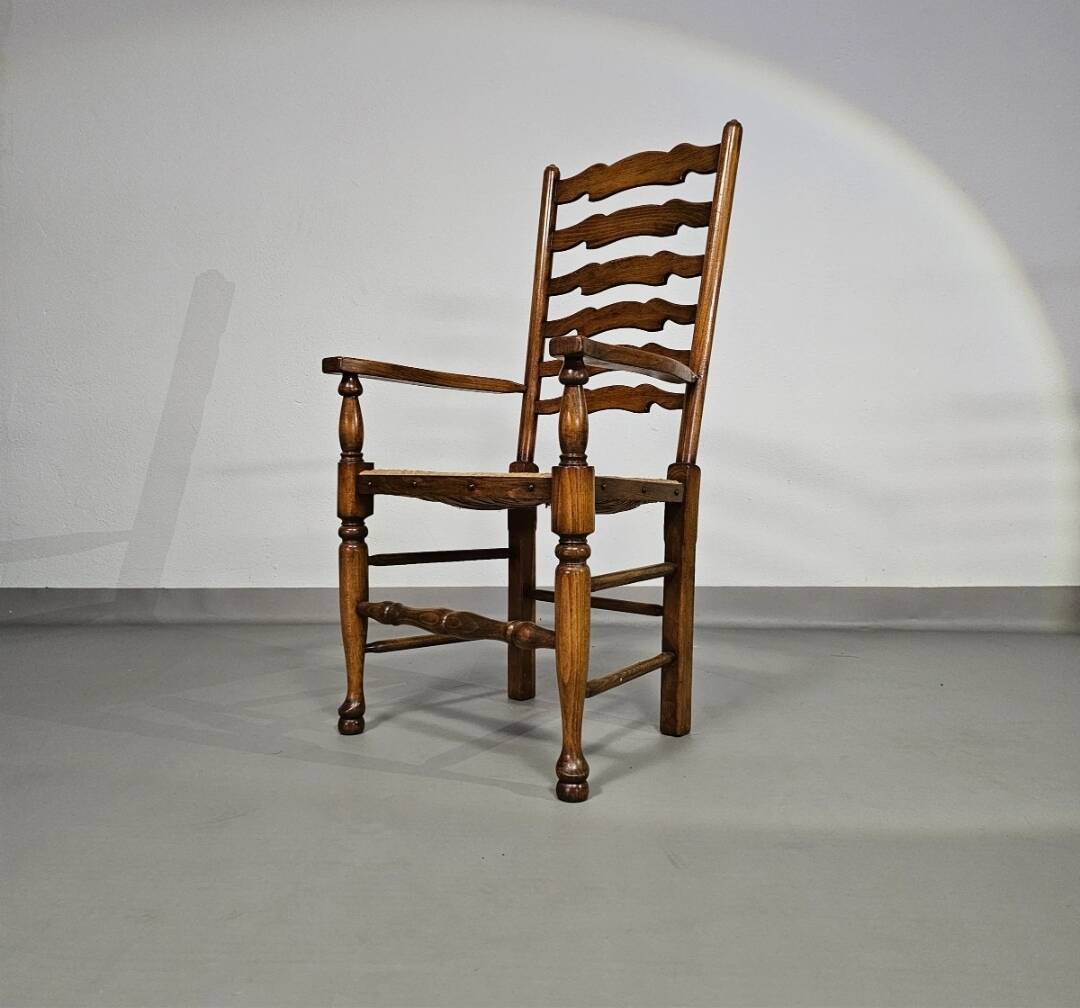 4 x ladder back chairs / 1 x armresrs /with rush sests
