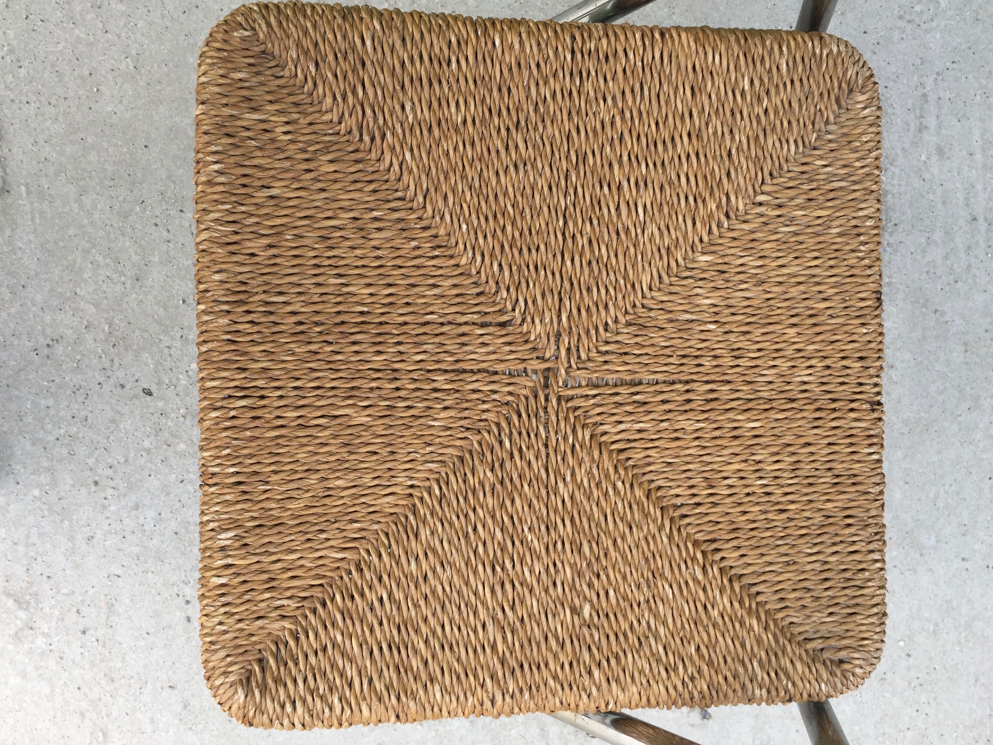 Metal folding chair and rope