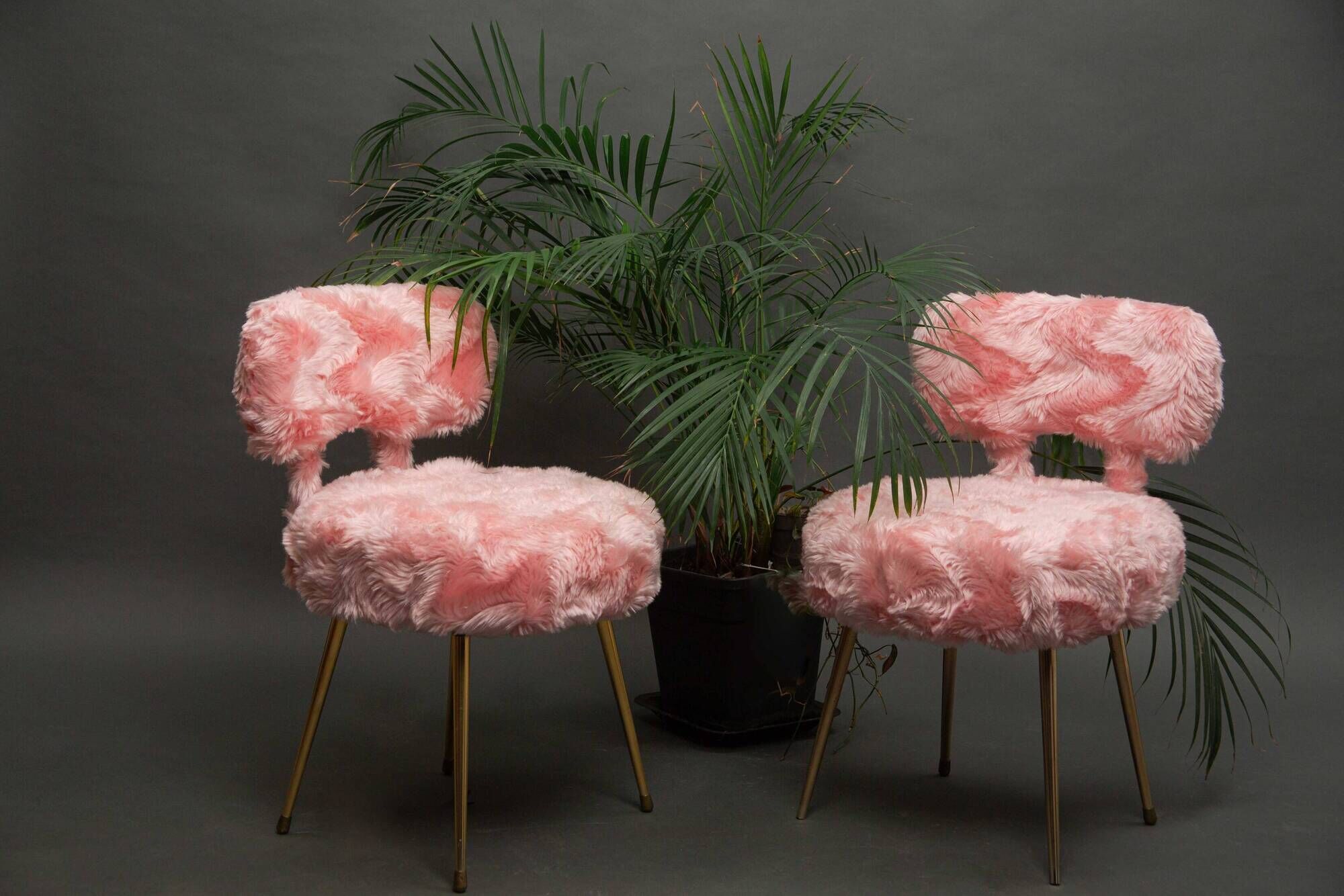 Pair of pink Pelfran moumoute chairs from the 60s and 70s
