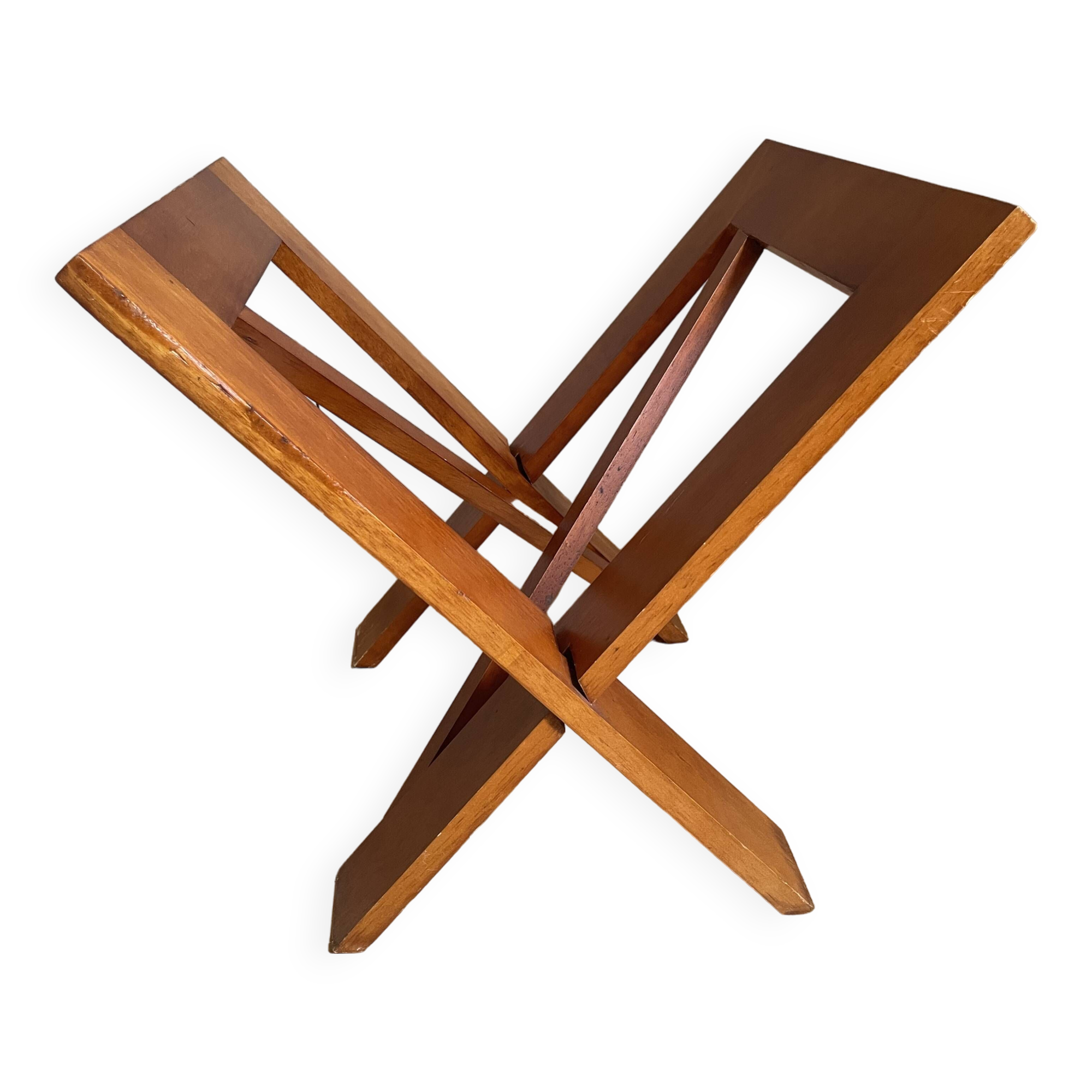 Wooden magazine rack