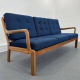 Teak sofa from Olsen & Laursen 1960s