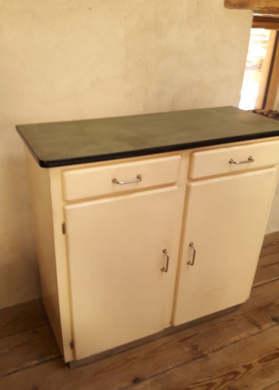 Vintage mado buffet