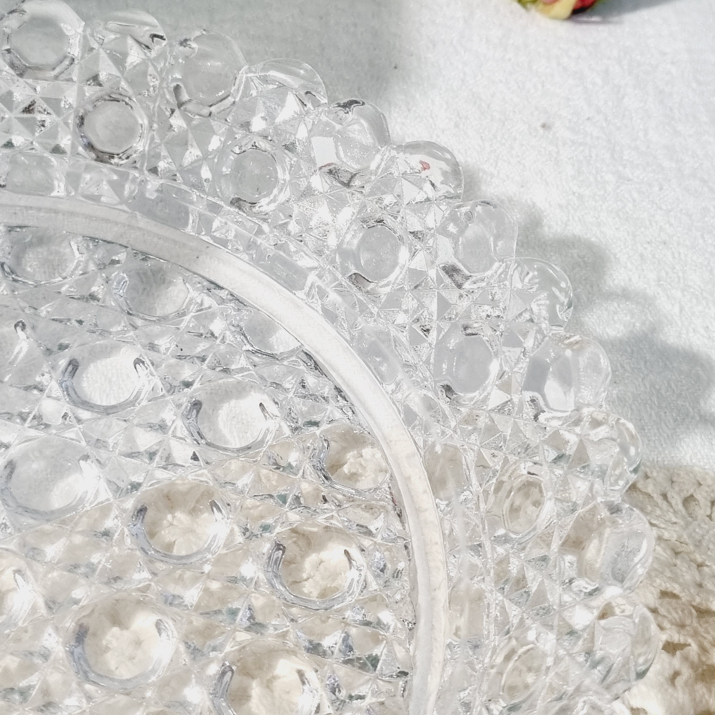 Round dish with crystal bell
