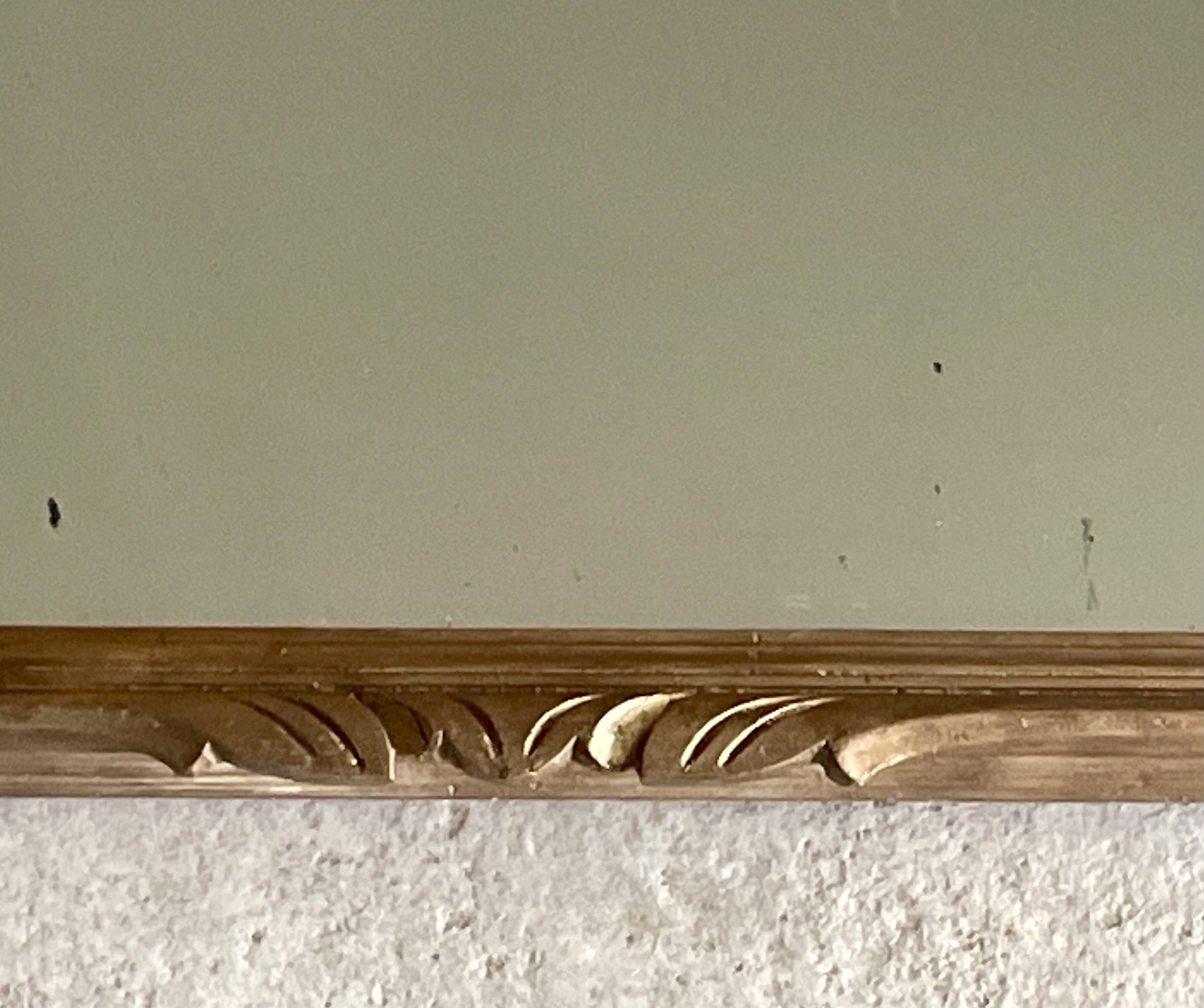 Miroir Art déco en bois doré 74x61