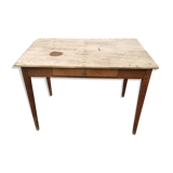 Farm table