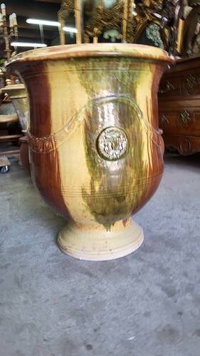 Large glazed terracotta flower pot the Madeleine Anduze