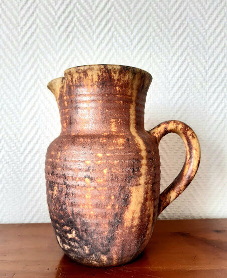 Vintage pitcher in flamed stoneware signed Guy