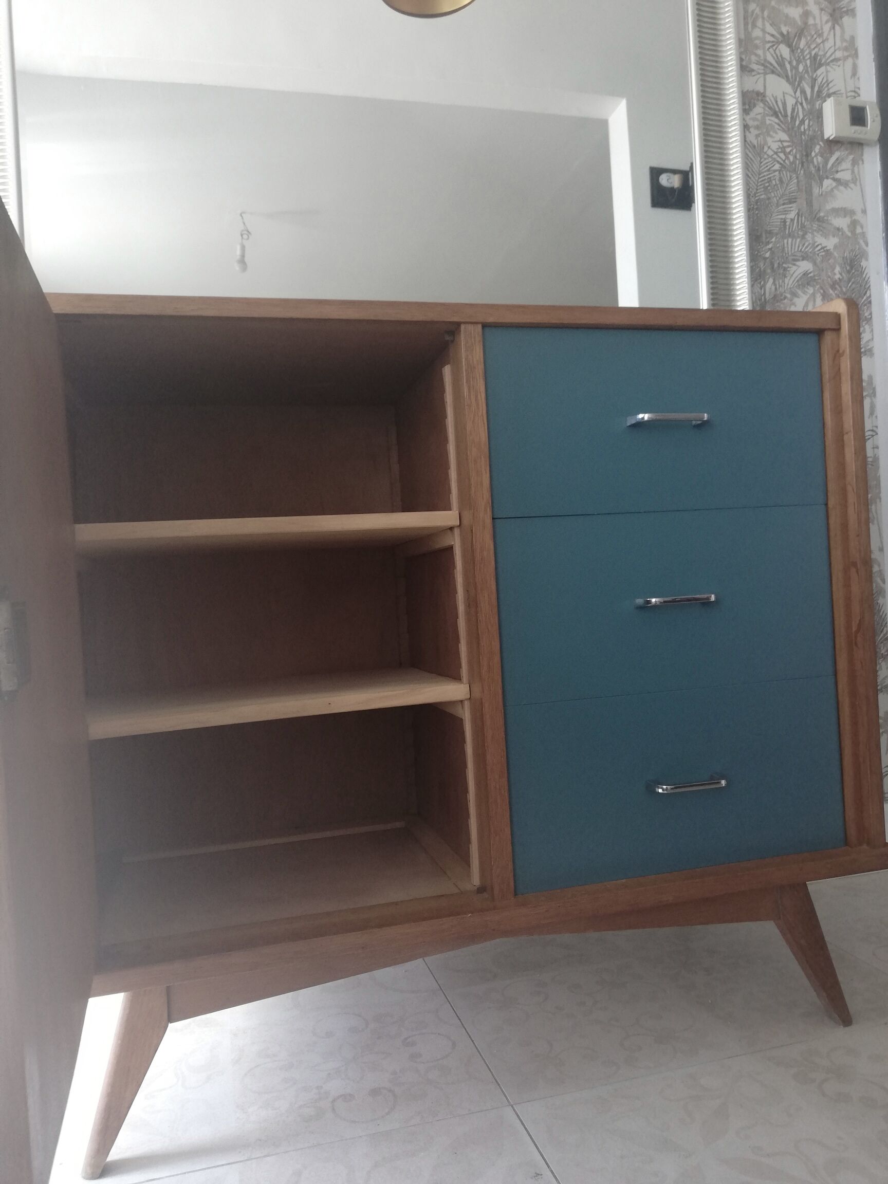 Bahut ou commode chêne années 50