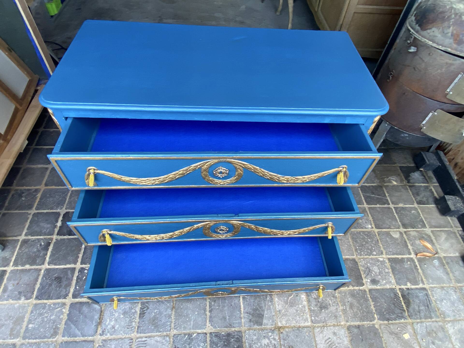 Commode Louis XVI Relookée Bleu Roi et Dorures