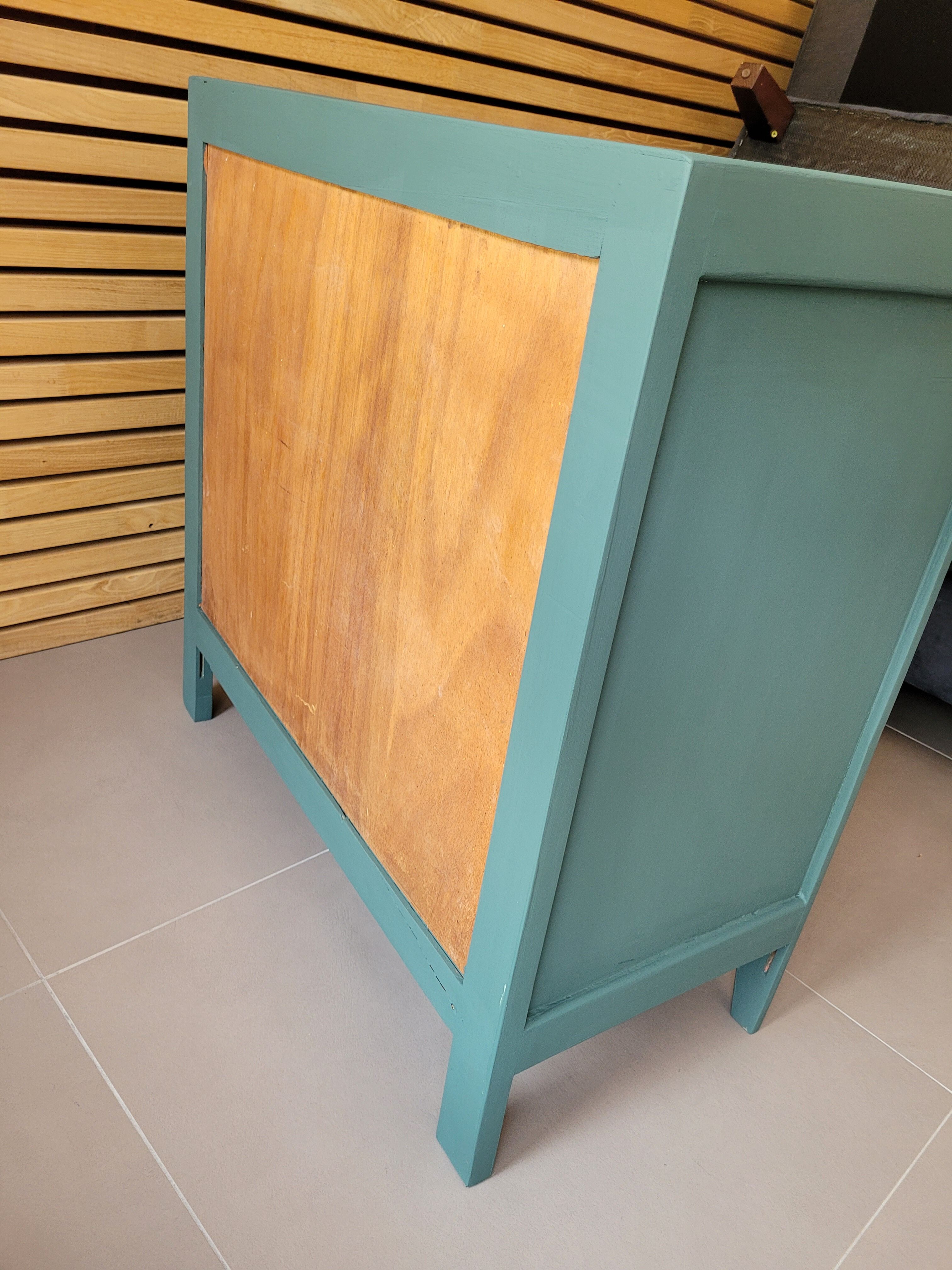 Vintage Parisian chest of drawers