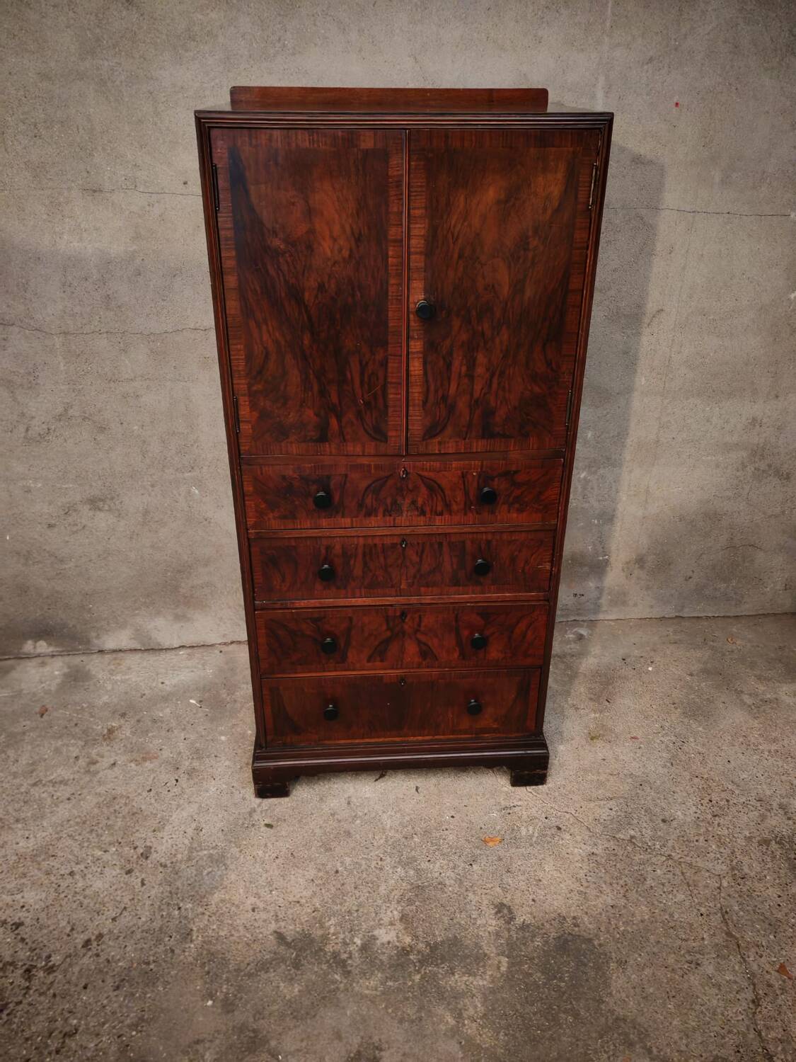 Mahogany chest of drawers Maple & Co