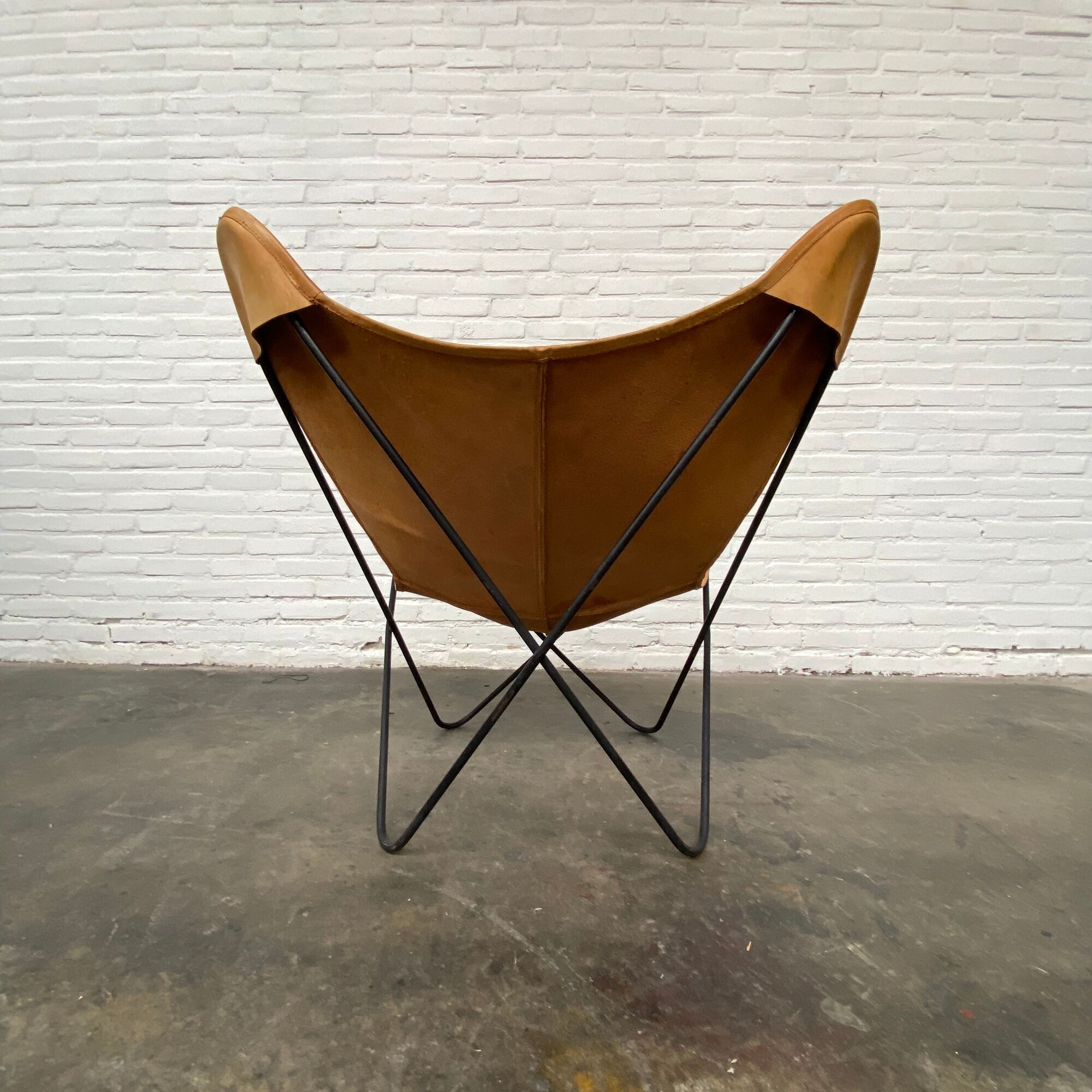 Mid Century Butterfly Chair in Cognac Leather by Jorge Ferrari for Knoll int, 1970s
