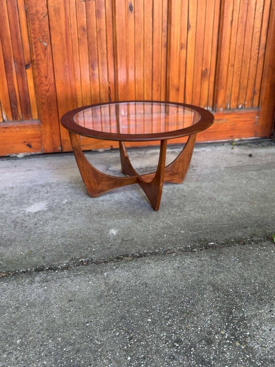 Mid-century modern teak and glass coffee table by Victor Wilkins for G-Plan, 1960s