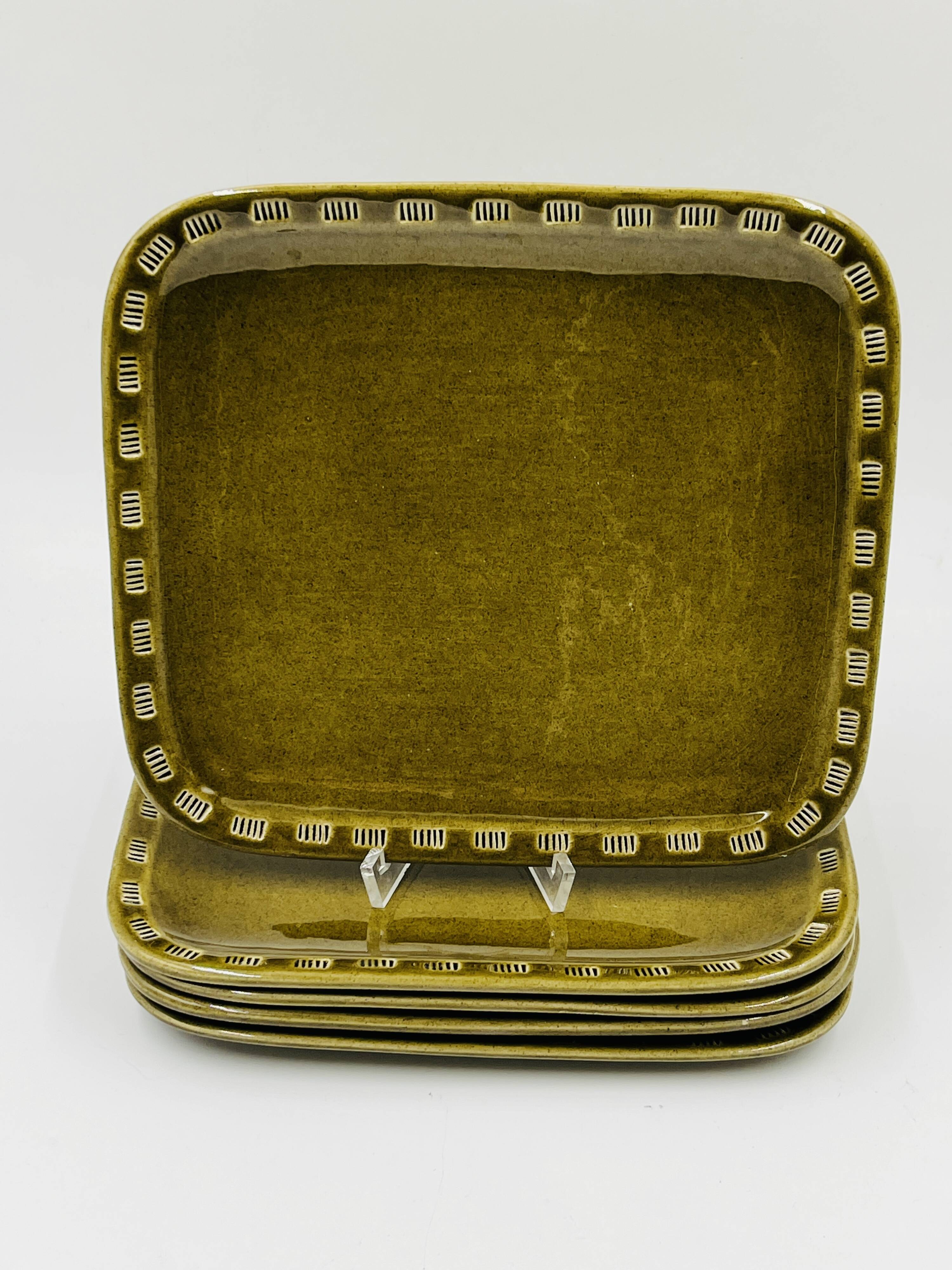 Lot 5 assiettes carrées töreboda keramik christer heijl