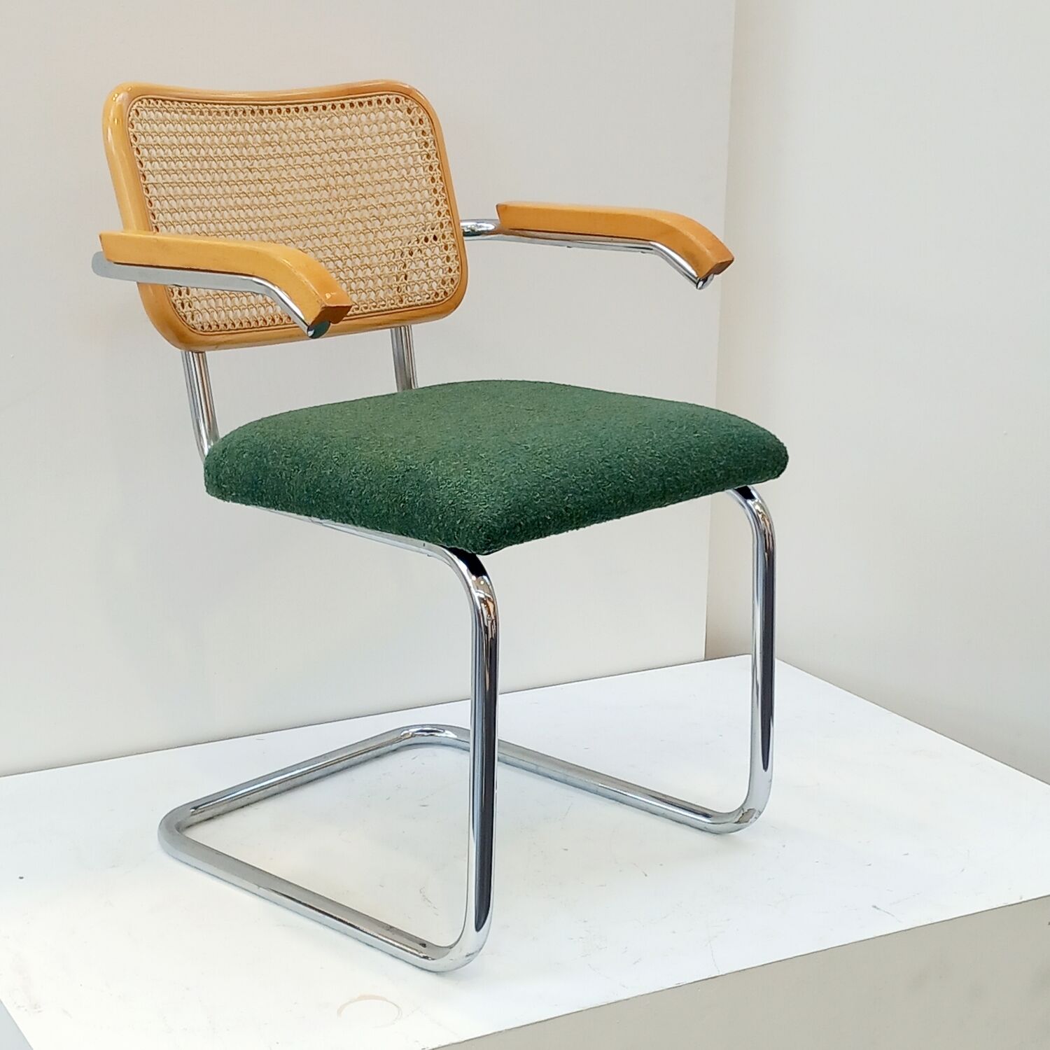 Fauteuil B64 Marcel Breuer