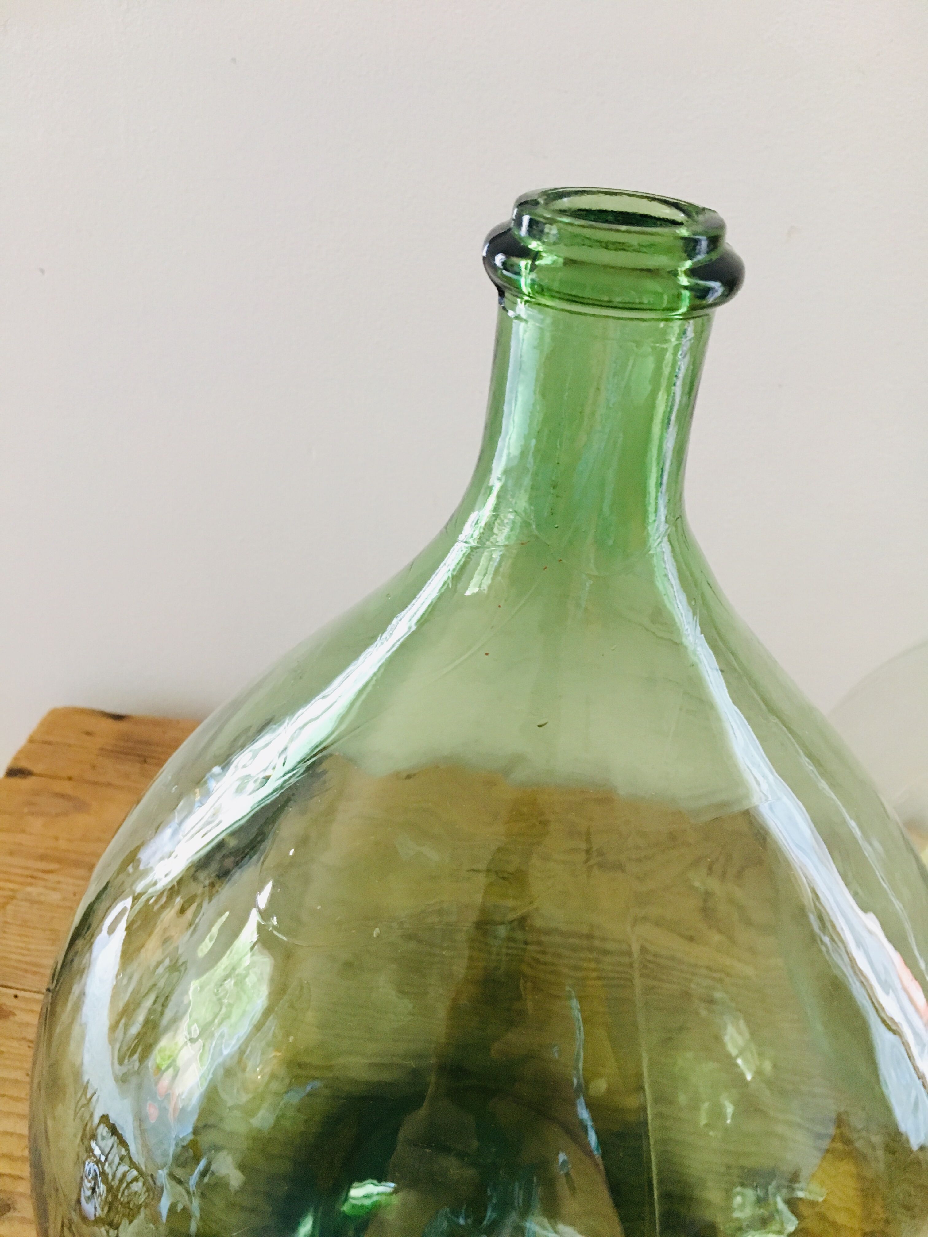 Green demijohn 10 liters