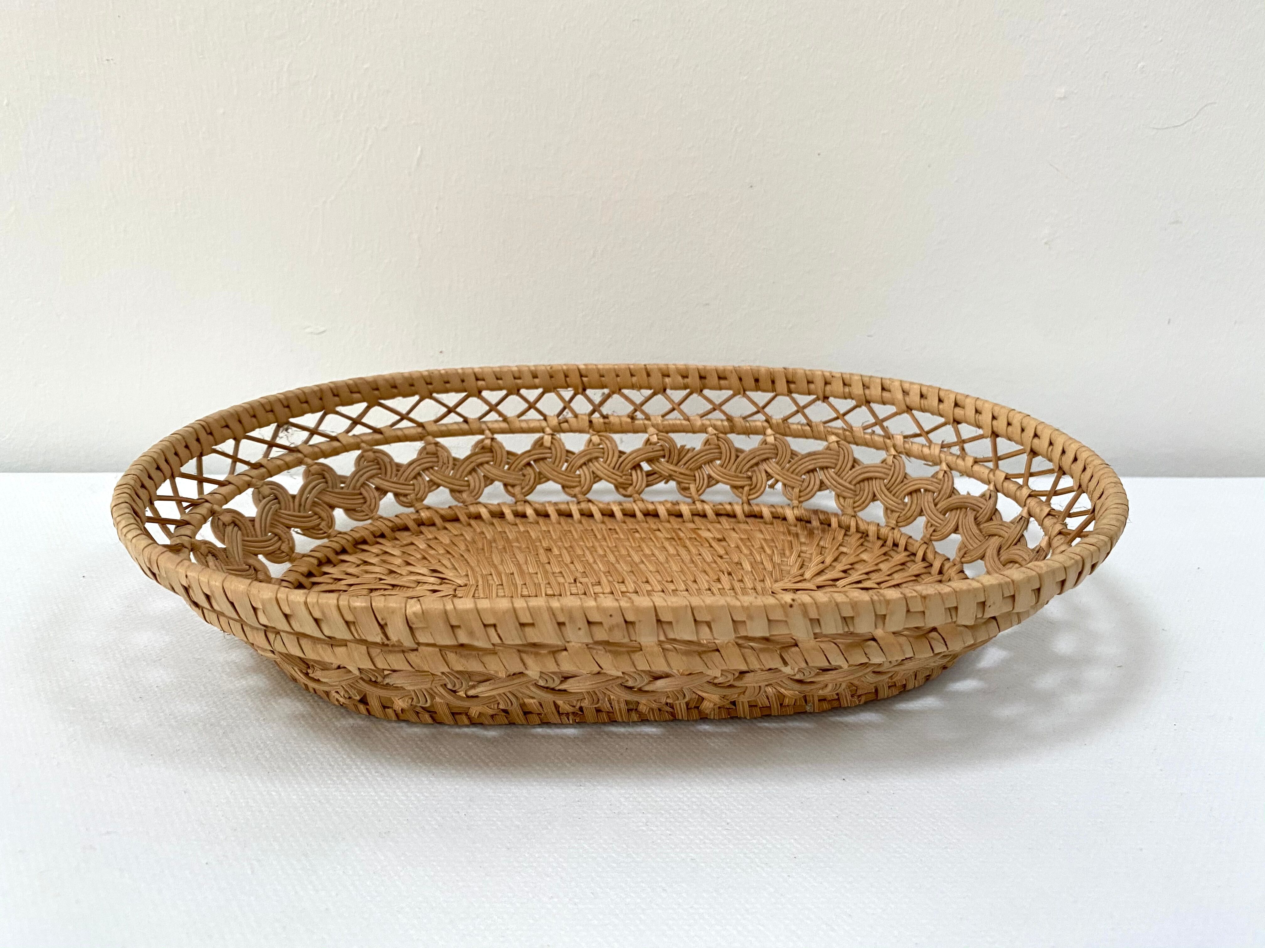 Braided rattan basket