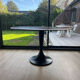 Table à manger en noyer AM.PM