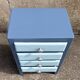 Commode vintage 4 tiroirs bleu pastel – esprit bord de mer chic & joyeux