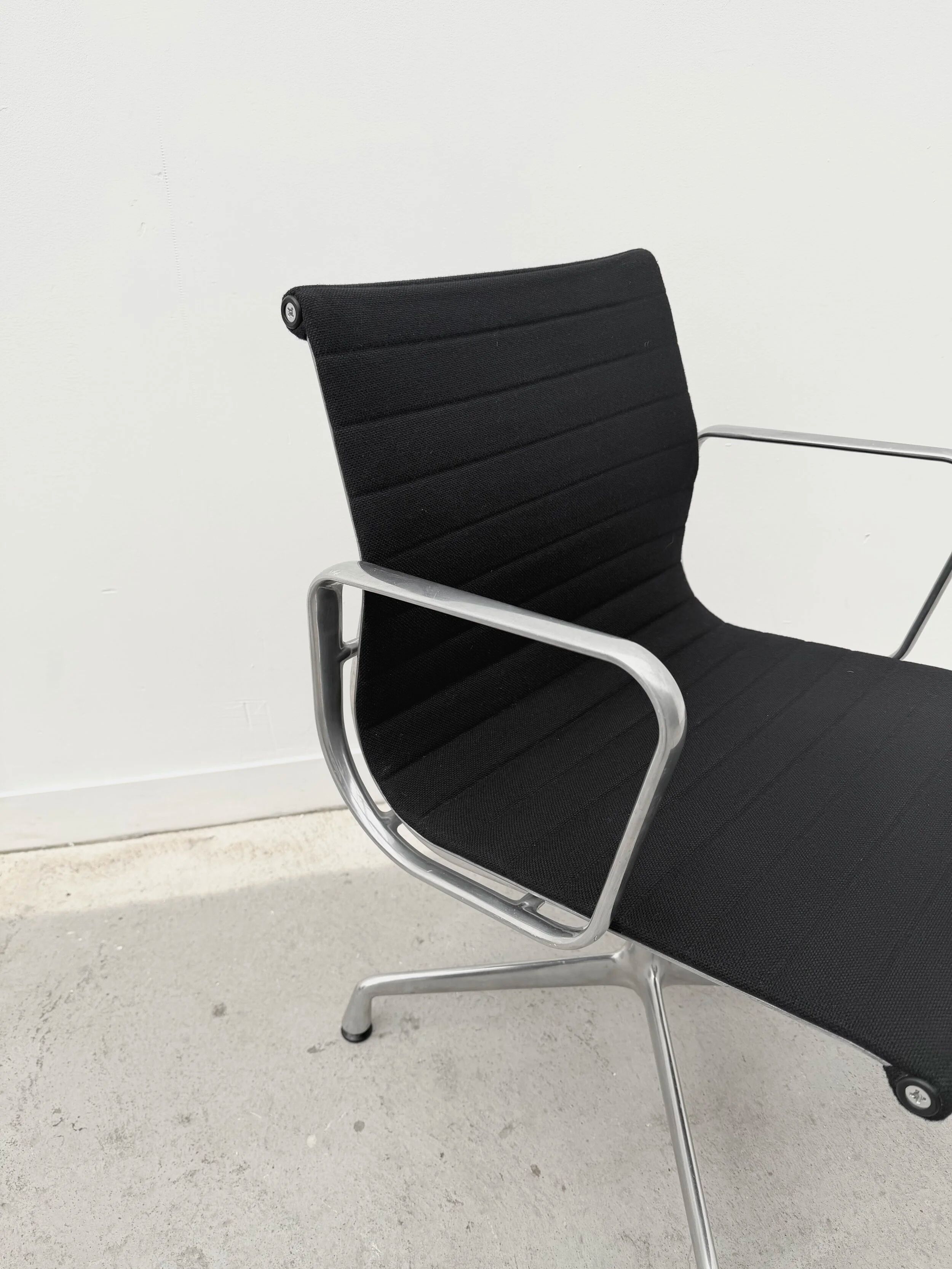 Office chair "EA 108" by Charles & Ray Eames for Vitra, 2001