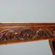 Petite table ancienne en noyer sculpté, Italie, milieu XIXe siècle