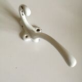 Peg white enamelled cast