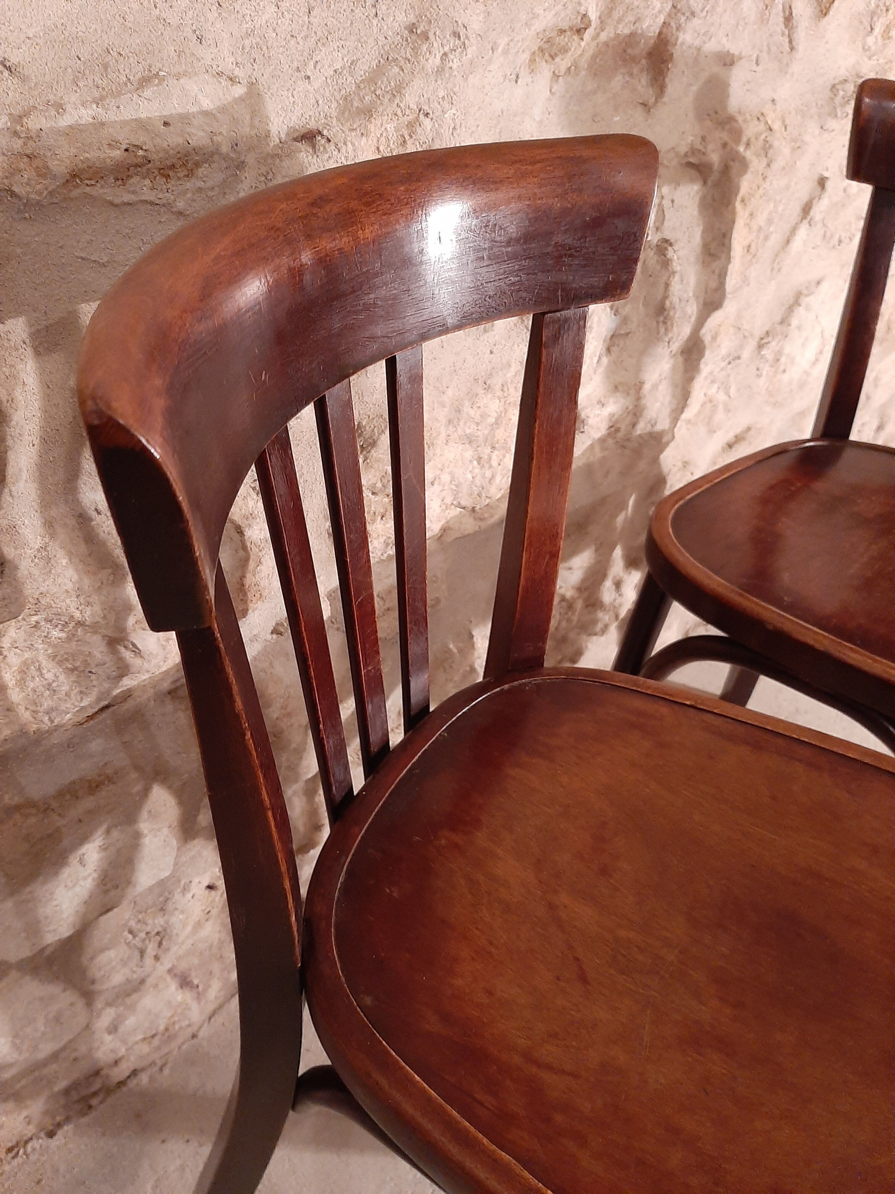 Set  de 2 chaises bistrot années 40 Fischel Wissembourg