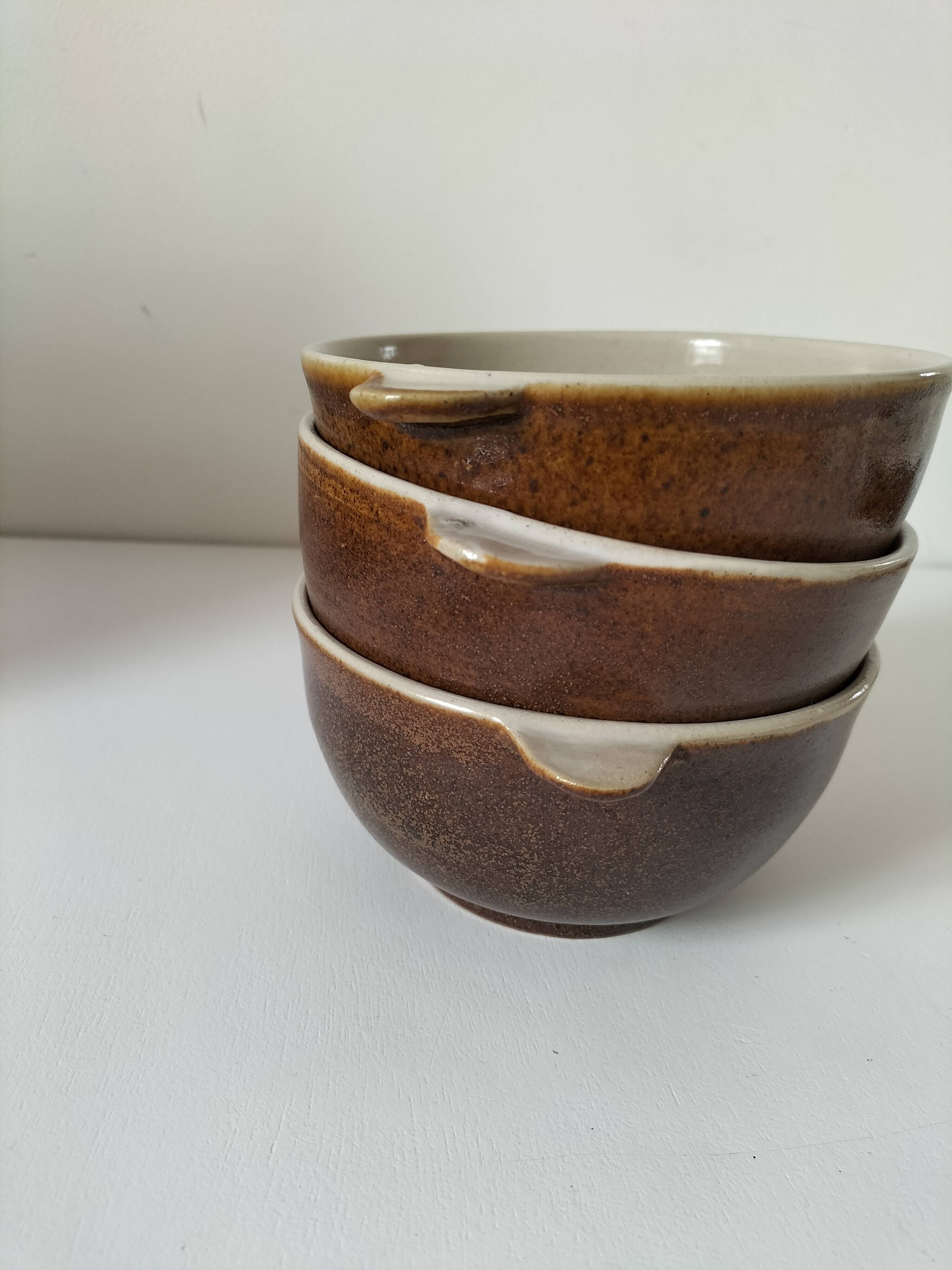 Trio de bol à oreilles en grès bicolores