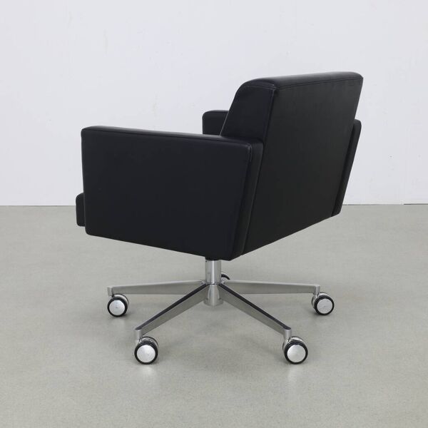 Fauteuil Lounge en Cuir et Chrome par Poltrona Frau, années 90