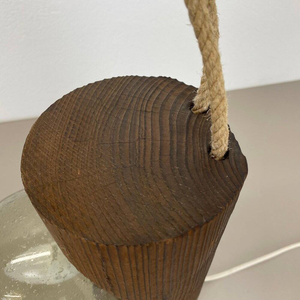 Grande lampe de table sculpturale et organique en bois de pin, attribuée à Temde Lights, Allemagne, années 1970