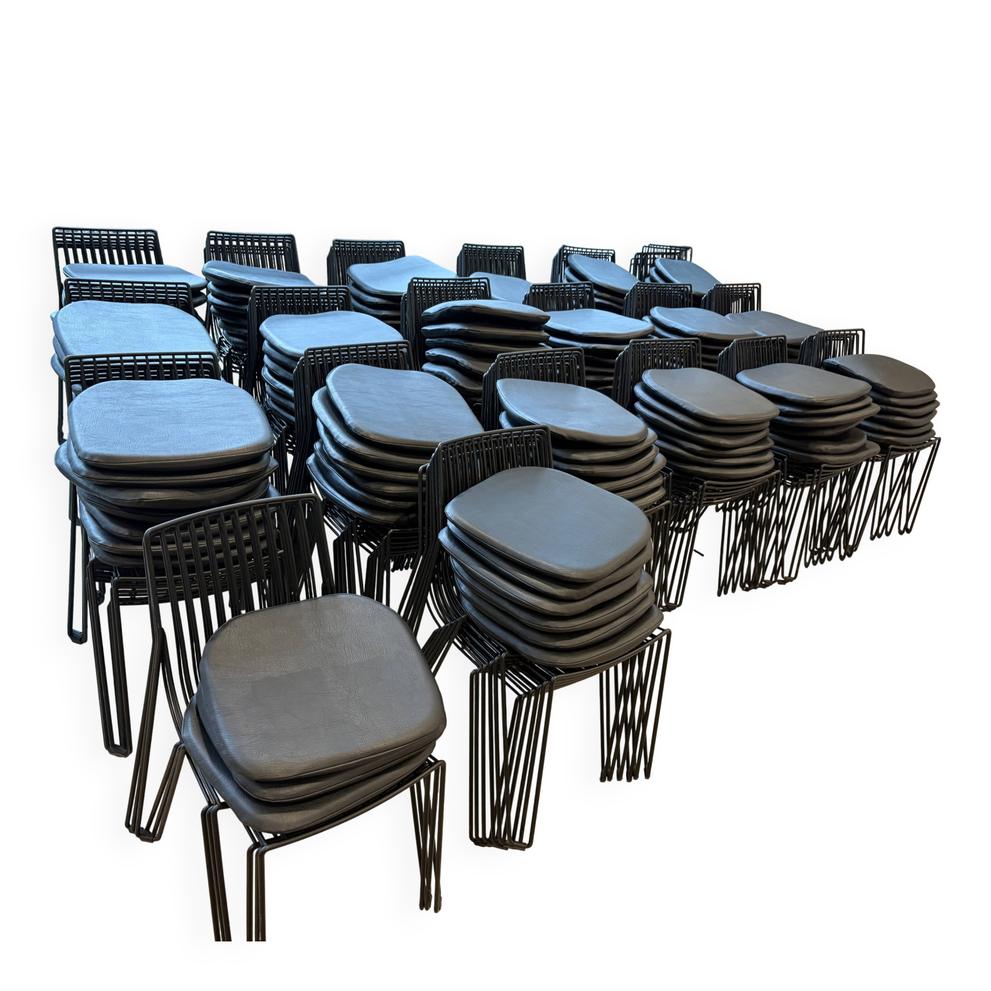 Stackable metal chair for outdoor and indoor use