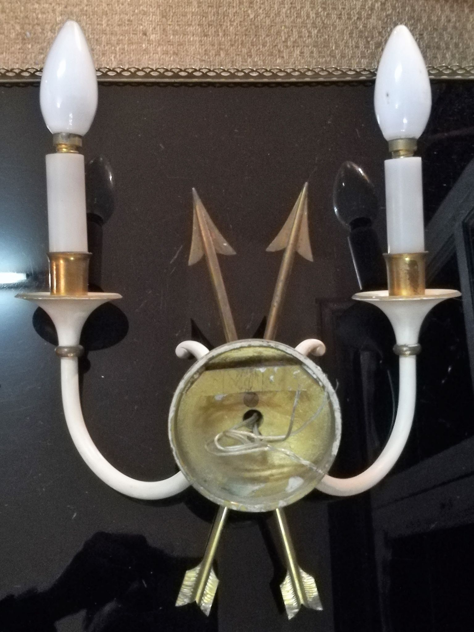 Paire d'appliques à flèches en bronze