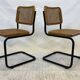 Ensemble de 4 chaises Cesca B32 conçues par Marcel Breuer, cadre noir.