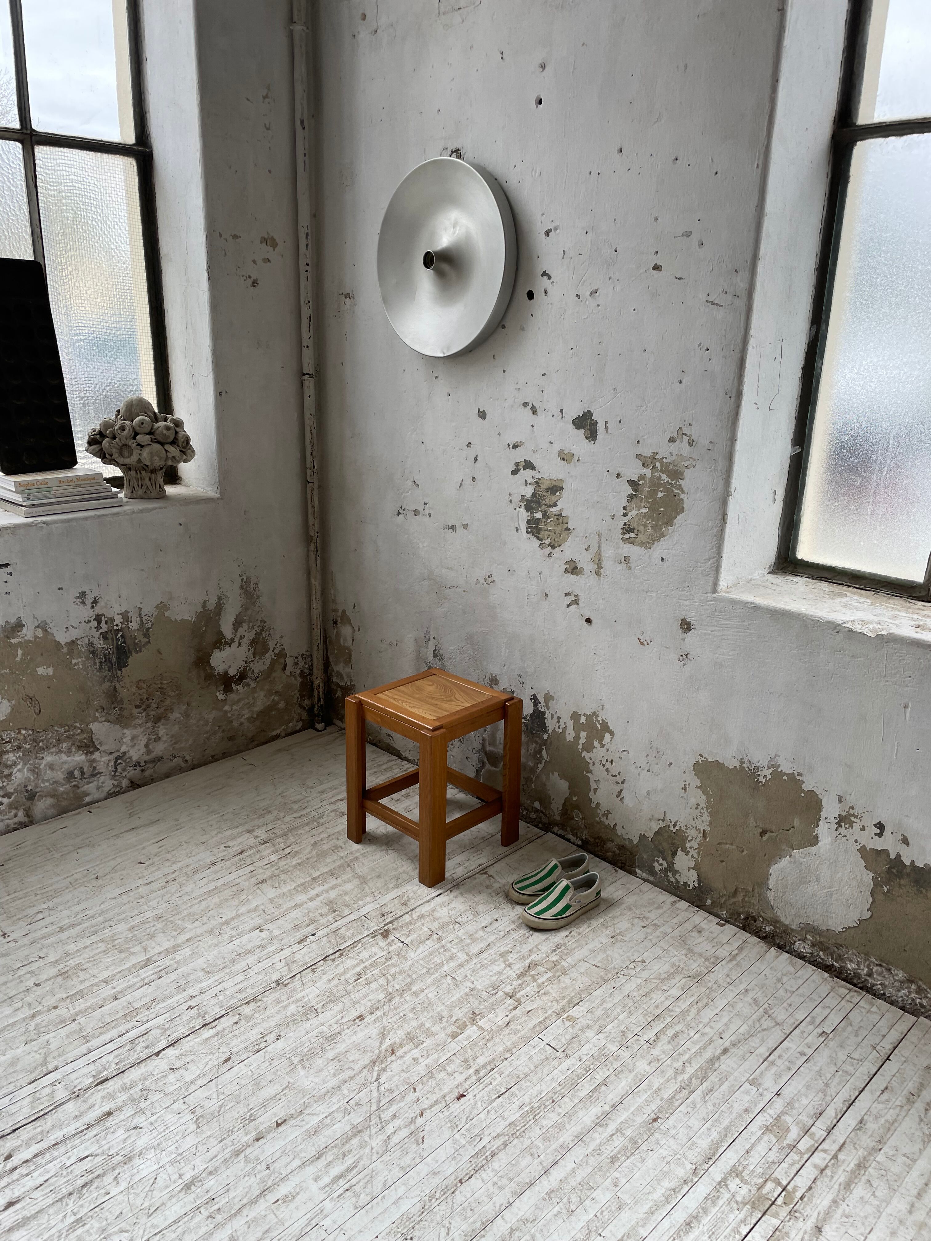 Solid elm stool Maison Regain