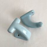 2 patères de salle de bain vintage en céramique bleue