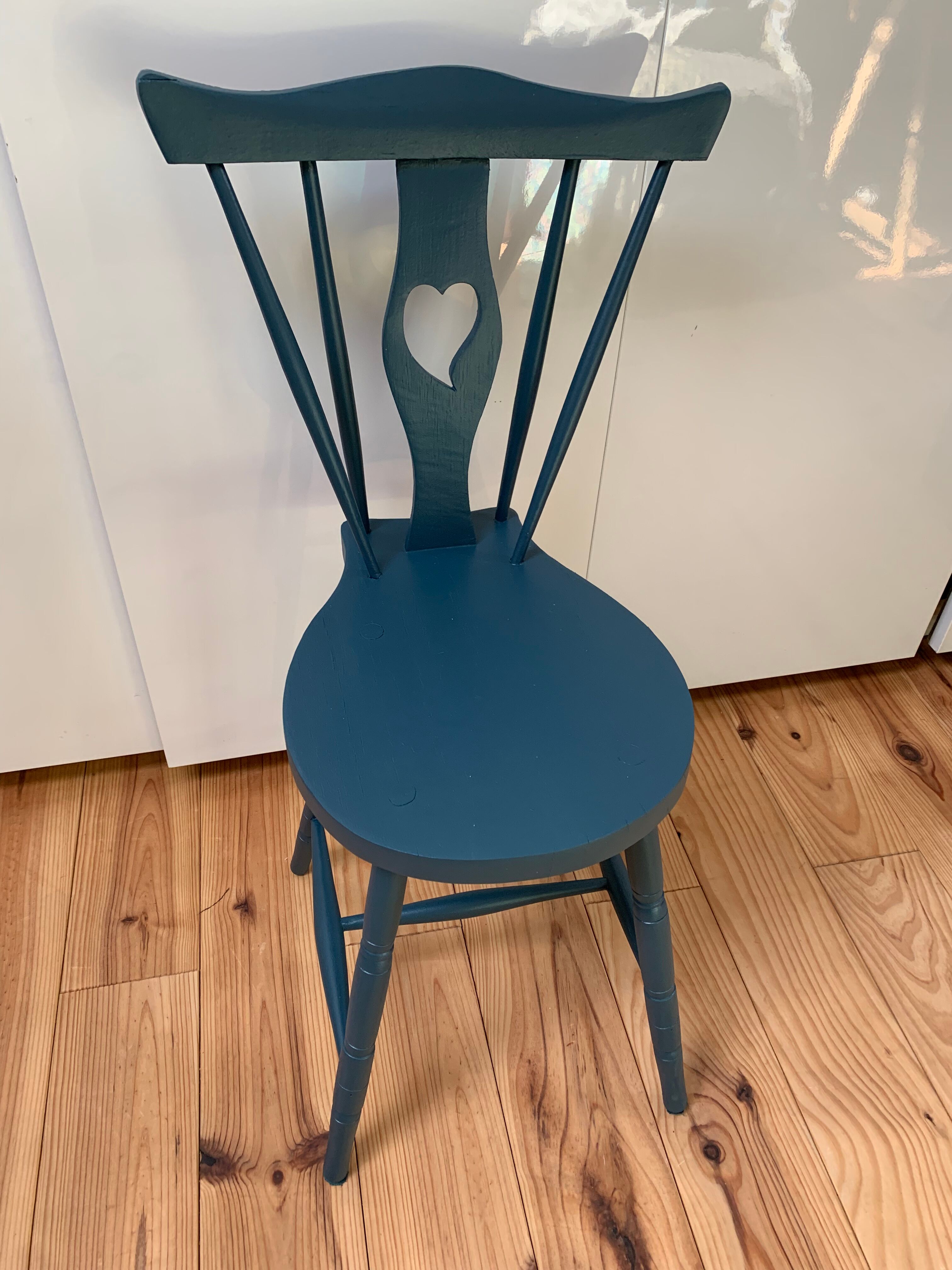 Heart Chair - Vintage